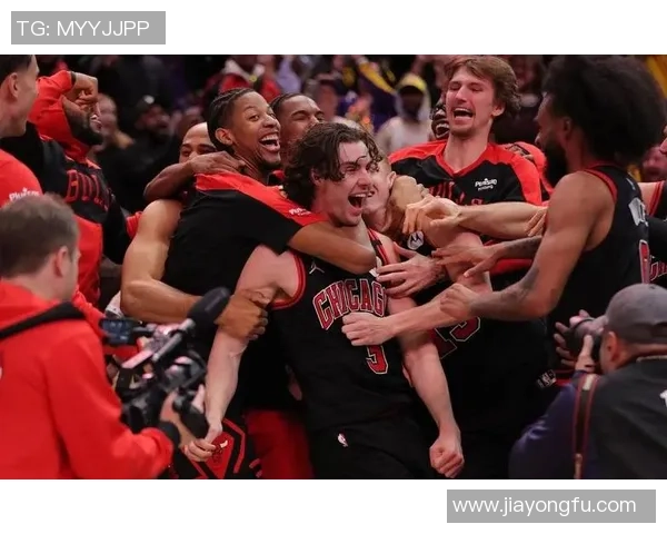 约什吉迪领衔年轻球员崛起探索未来NBA的无限可能性